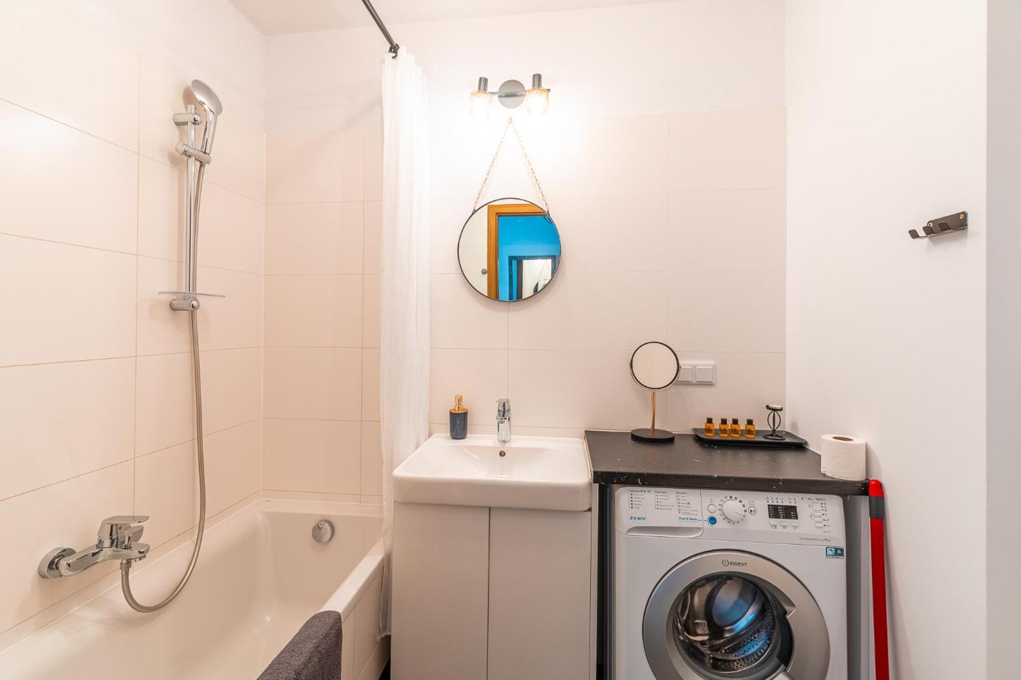 Apartament Chmielna Loft كراكوفيا المظهر الخارجي الصورة